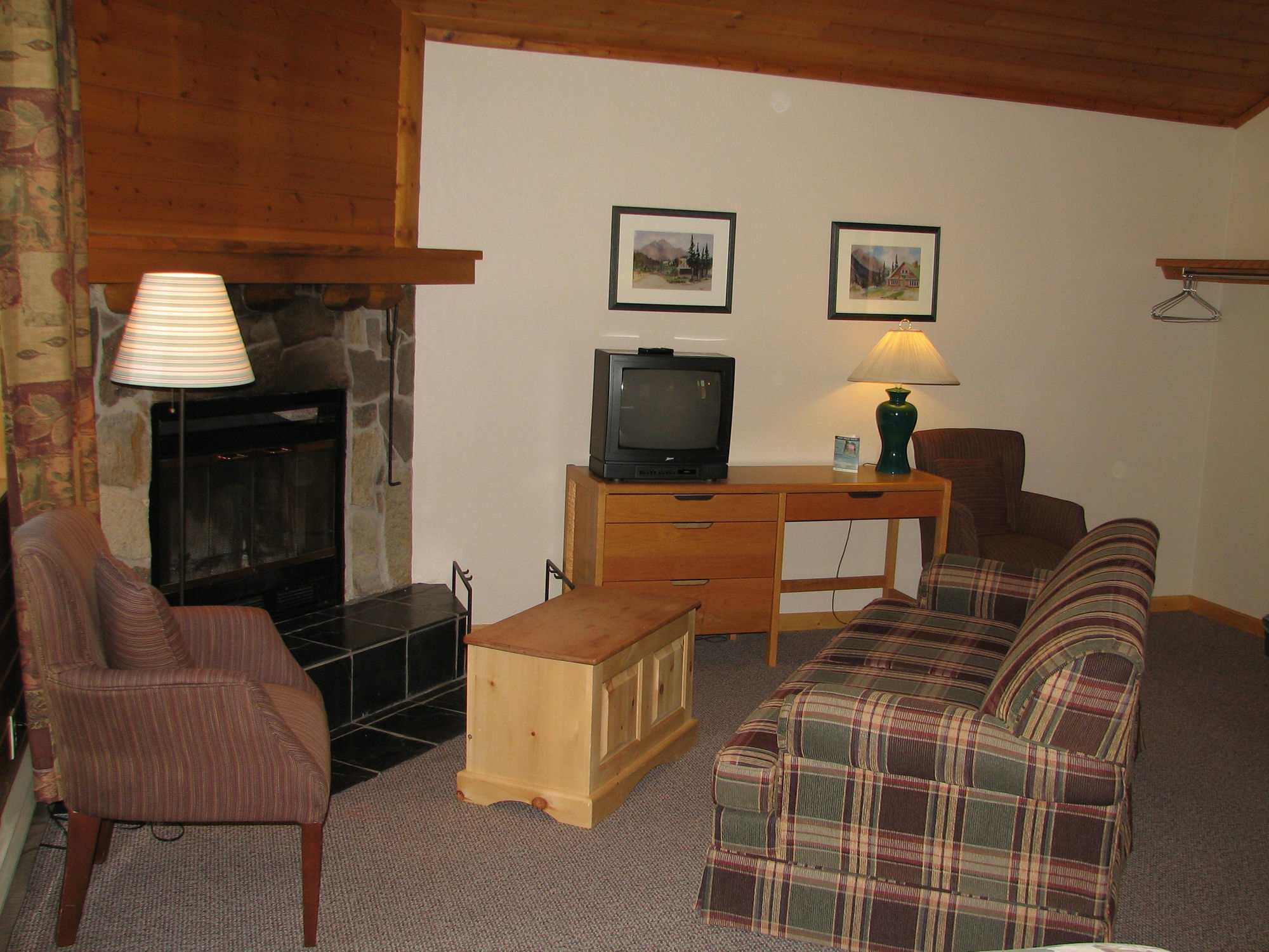 Bear Hill Lodge Jasper Eksteriør billede